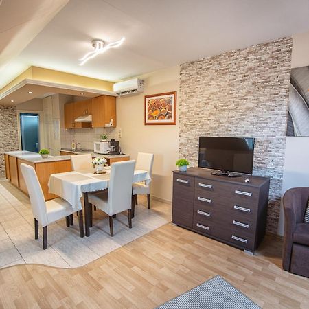 Delfin Apartman Sárvár Exterior foto